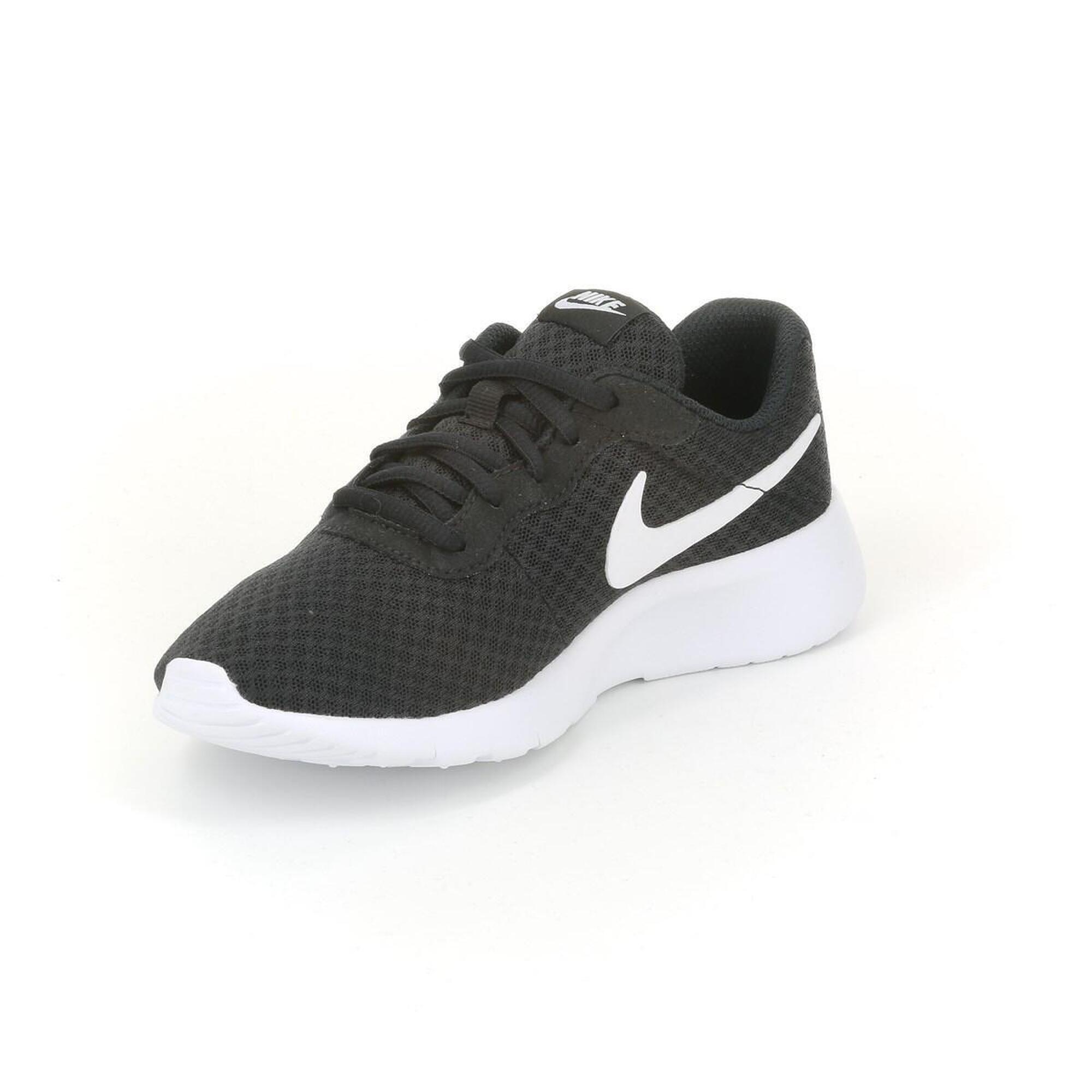 Chaussures marche sportive enfant Tanjun noir / blanc Chaussures marche sportive enfant Tanjun noir / blanc